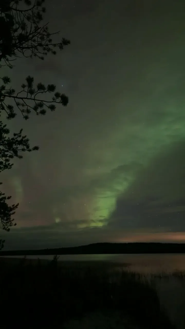 Nordlichter Kattajärvi-See Zeitraffer